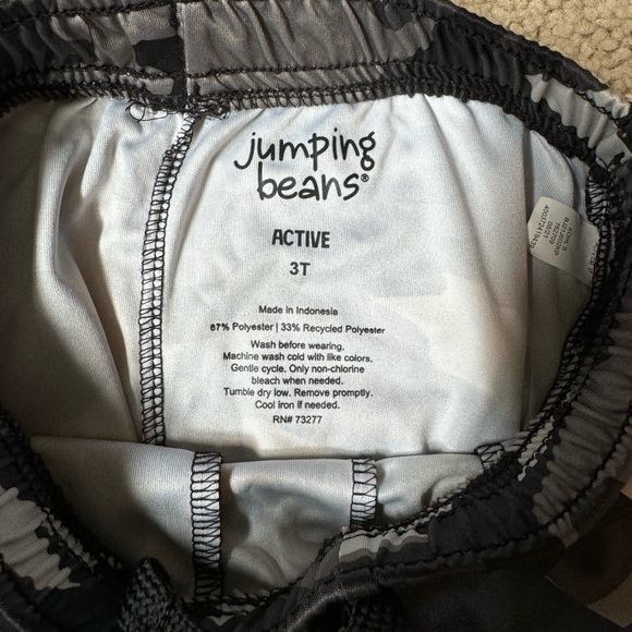 Jumping Beans camo shorts size 3T - Picture 3 of 3
